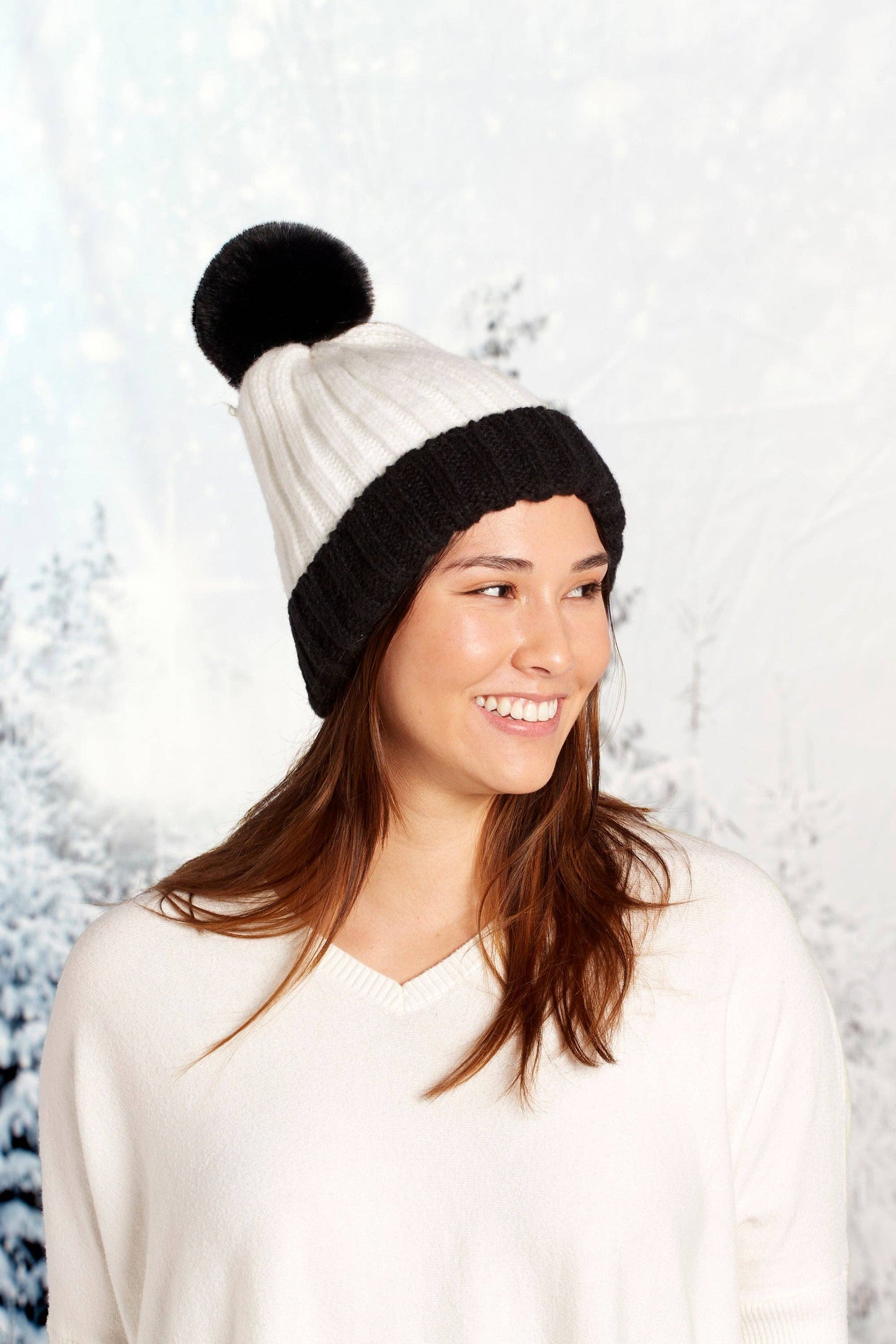 Sofia Ribbed Beanie - White/Black